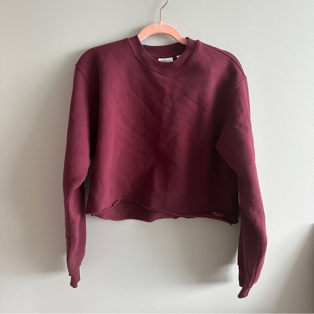 Aritzia TNA Sweatfleece cropped sweatshirt (burgundy / maroon)